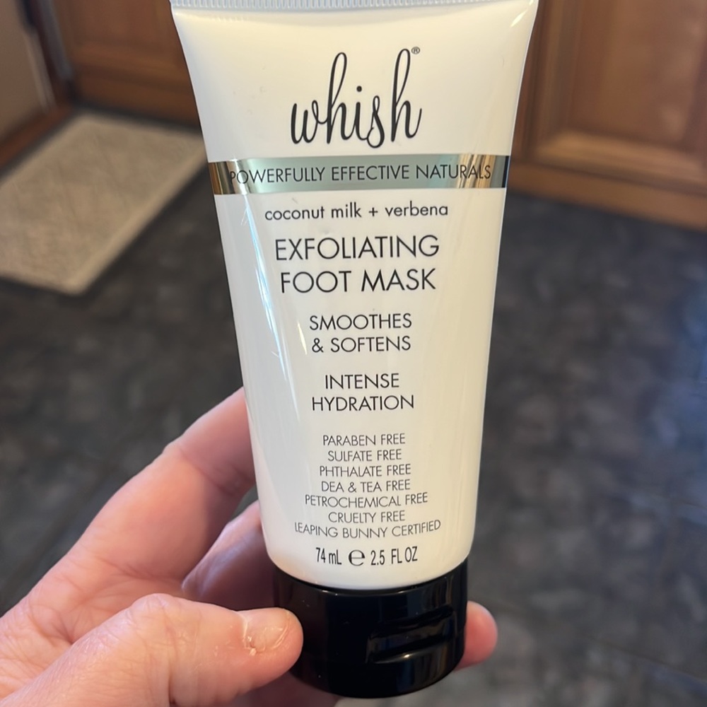 Exfoliating Foot Mask - Picture 6 of 6